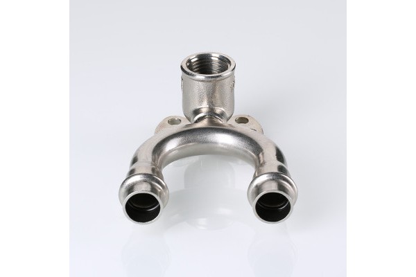 Valtec угольник с креплением, водорозетка ВН 15x1/2