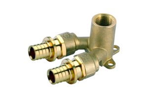 Elsen Угольник с креплением проходной (водорозетка) 20x1/2 В. аксиальный PEX, латунь