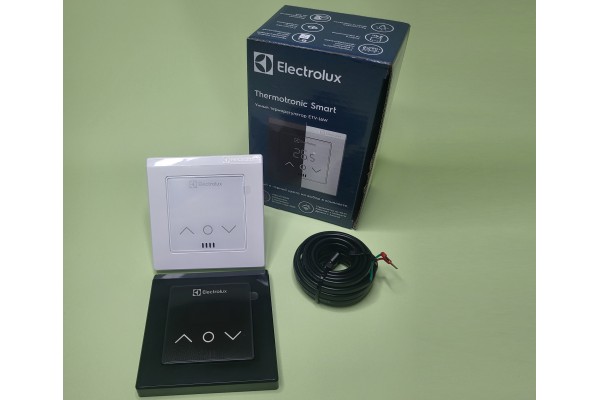 Терморегулятор Electrolux ETV-16WB Wi-Fi проводной, программируемый, белый/черный