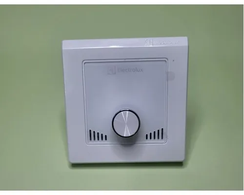 Терморегулятор Electrolux ETS-16 Wi-Fi проводной, программируемый, белый/черный Терморегулятор Electrolux ETS-16 Wi-Fi проводной, программируемый, белый/черный